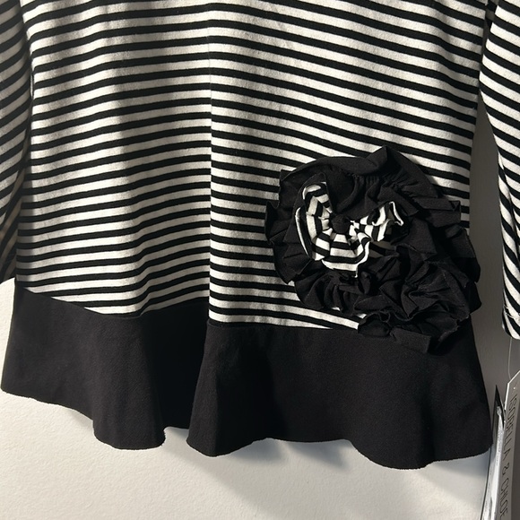 Isobella & Chloe Top NWT - Picture 3 of 6